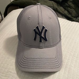 New York Yankees Fitted Hat Size Medium/Large New Era 39 Got at Yankee stadium.